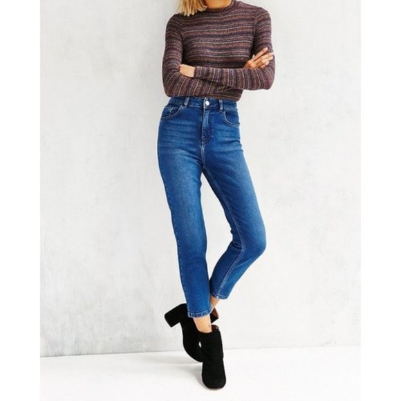 BDG Denim - BDG 29 Girlfriend High Rise Ankle Crop Jeans GUC